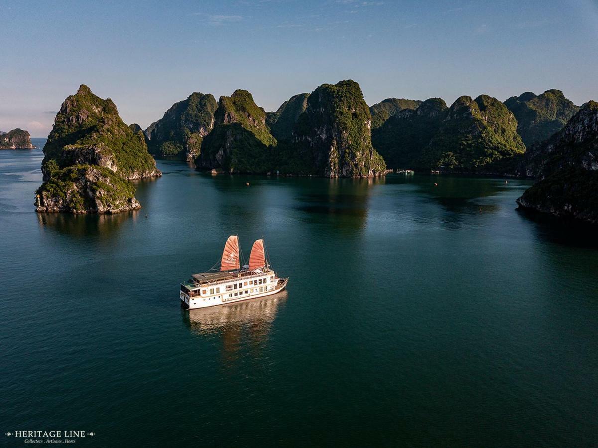 Heritage Line Violet Cruise - Halong Bay & Lan Ha Bay Ha Long Exteriör bild
